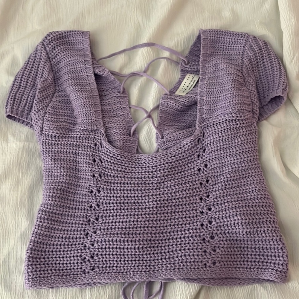 Super cute purple top!!